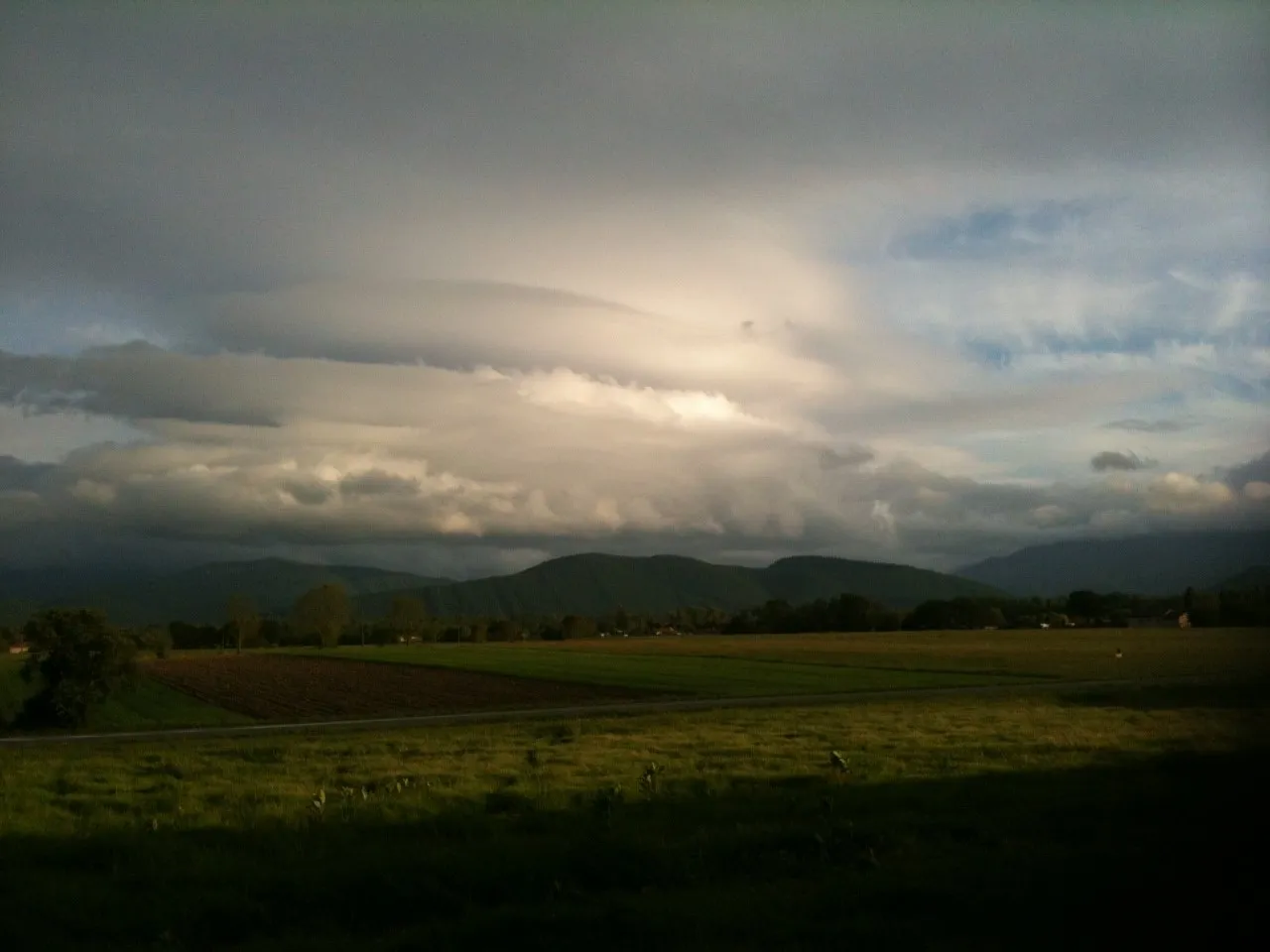 onde-st-gau Lenticulaires entre Barbazan et le pic du Gar